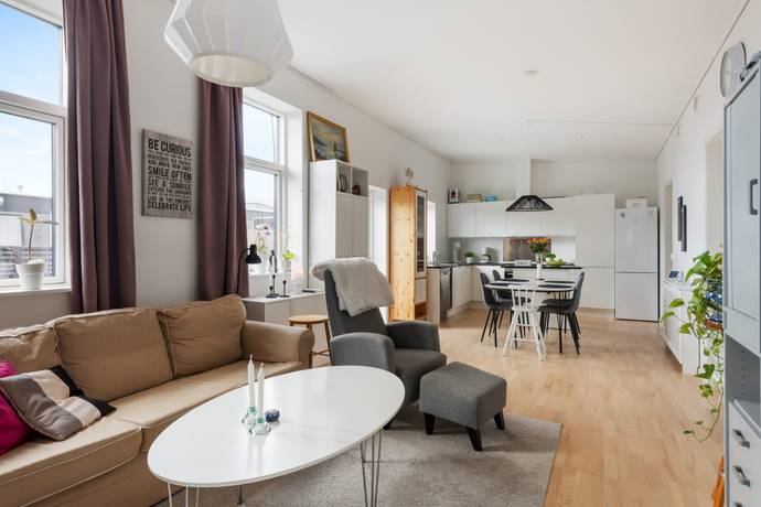 3 rum lägenhet på Junovägen 6D Solbacka, Norrtälje kommun - bild 3