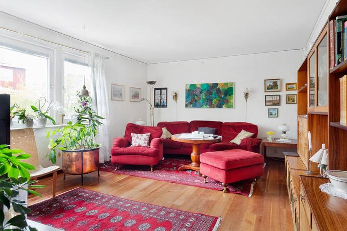 5 rum Villa på Adjutantgatan 29 Eskilstuna kommun - bild 9