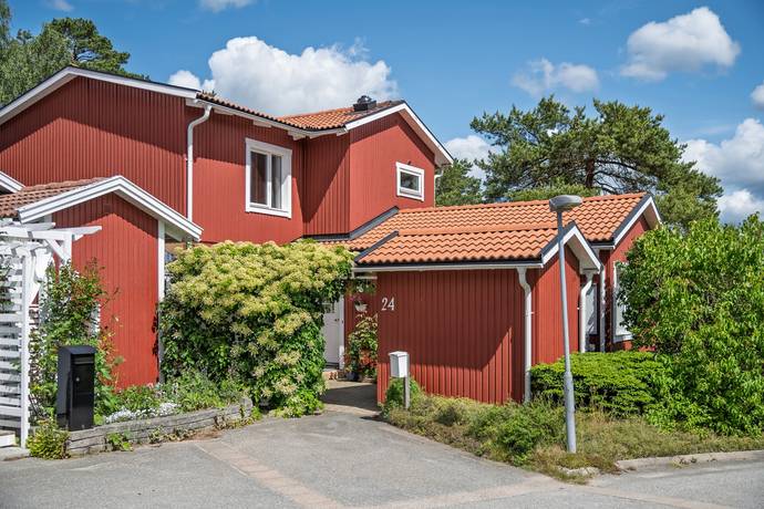 5 rum Radhus på Trossvägen 24 Södra Nynäshamn Nynäshamns kommun - bild 12