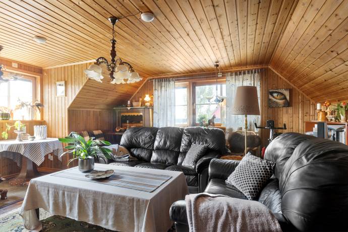 196 m² Villa på Fogdegårdsvägen 34 Varnhem Skara kommun - bild 17