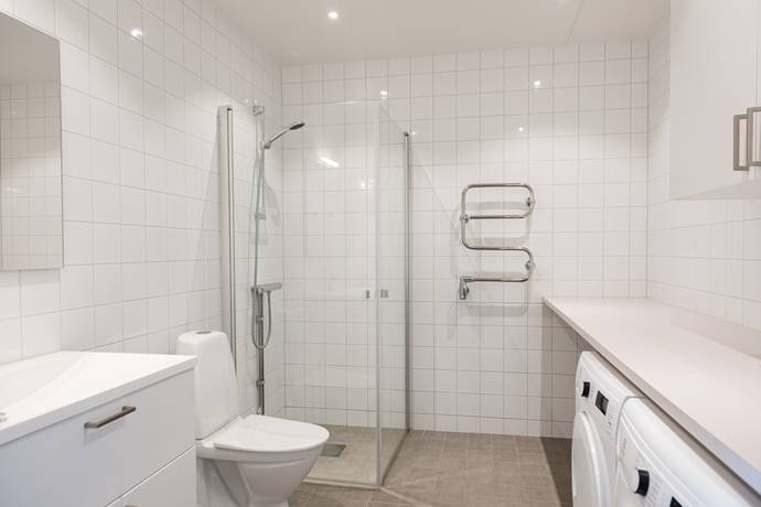 4 rum lägenhet på Herrgårdsgatan 95 Bålsta Centralt, Håbo kommun - bild 2