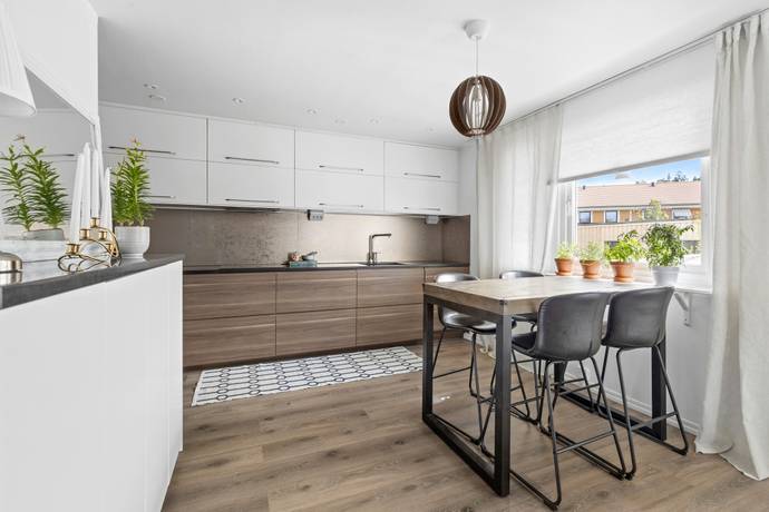 5 rum Radhus på Hollywoodvägen 89 Sollentuna Rotebro Sollentuna kommun - bild 7