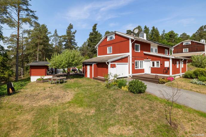 4 rum parhus på Nibbla backe 66 Ekerö, Ekerö kommun - bild 1