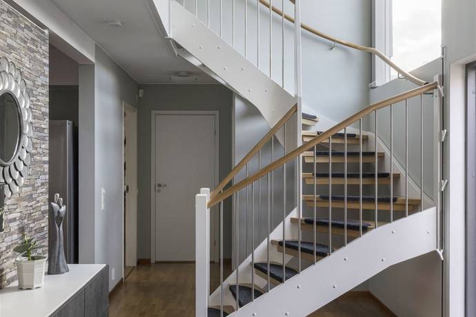 6 rum villa på Sopranvägen 5 Söndrum, Halmstads kommun - bild 2