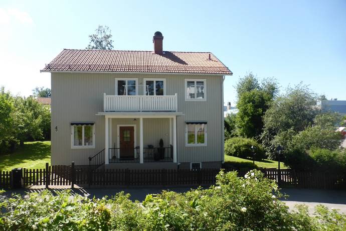 7 rum Villa på Vallagatan 4 Centrum Ludvika kommun