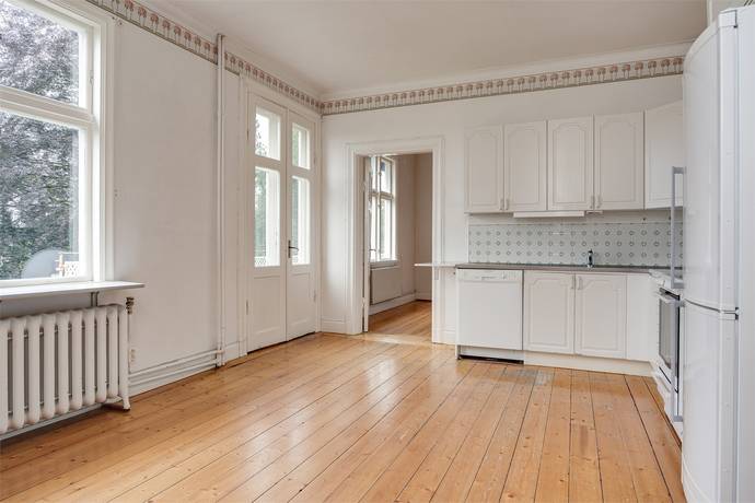 11 rum Villa på Klastorpsgatan 5A+B Kopparberg Ljusnarsbergs kommun - bild 38