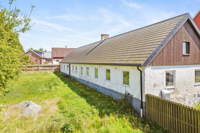 7 rum villa på Fårarpsvägen 185 Köpingebro, Ystads kommun - bild 1