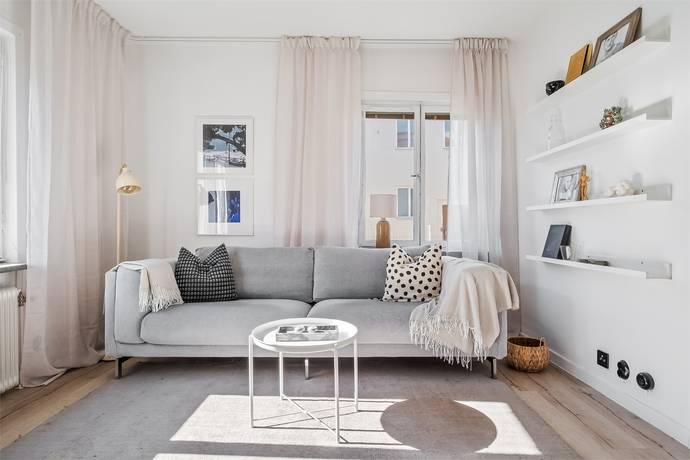 Malmköpingsvägen 45, Örby, Stockholms kommun