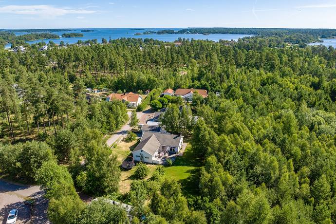 6 rum Villa på Södra Dragsviken 772 Drag Kalmar kommun - bild 9