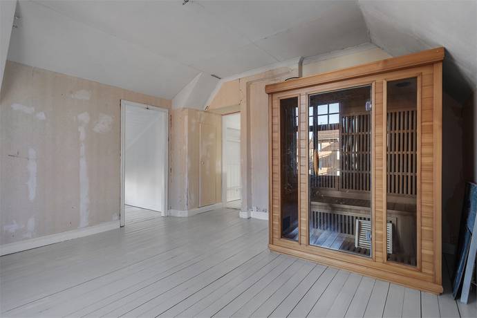 12 rum Villa på Bergsgatan 8 Centrala Säffle Säffle kommun - bild 66