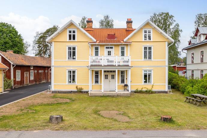 10 rum Villa på Storgatan 109 + 109 B Hultsfred Hultsfreds kommun - bild 8