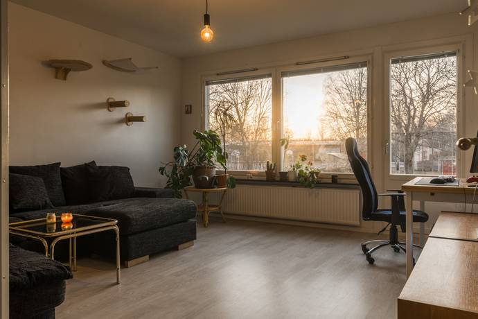 Mandelstensvägen 33, Örebro, Örebro kommun