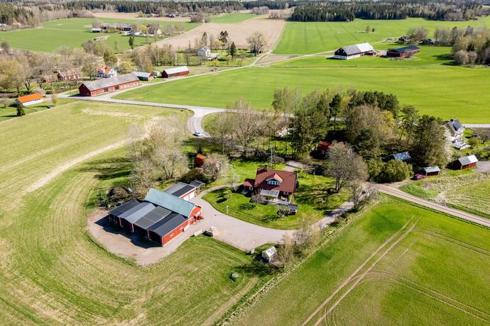 6 rum gård/skog på Fiestad Stensätter 1 Fiestad by, Mjölby kommun - bild 2