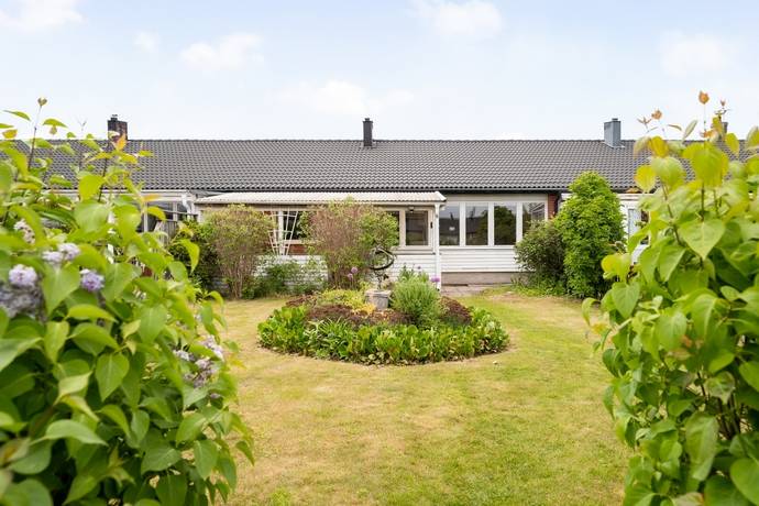Skeppsvägen 14B, Bålsta - Mansängen, Håbo kommun