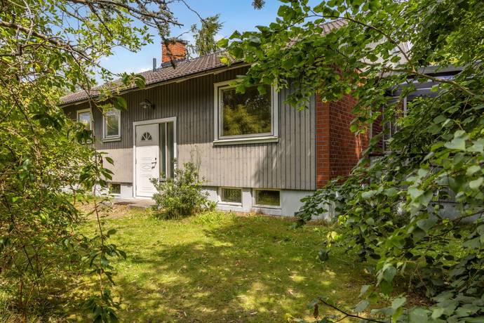 3 rum villa på Norra Byvägen 13 Tormestorp, Hässleholms kommun - bild 1