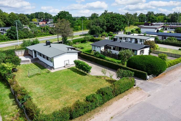 4 rum villa på Västergårdsvägen 26 Söndrum/havssidan, Halmstads kommun - bild 1