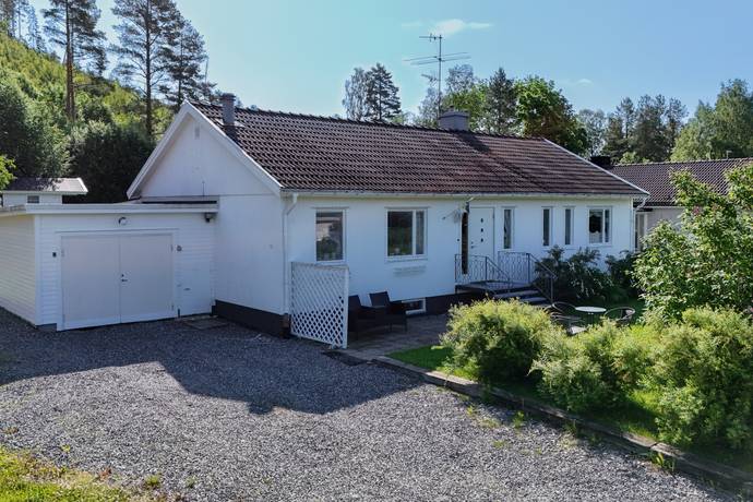 5 rum villa på Måndagsvägen 4 Översjäla, Örnsköldsviks kommun - bild 1