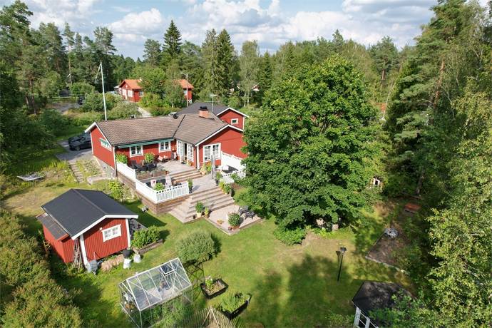 6 rum villa på Bäverstigen 10 Gröndal, Vallentuna kommun - bild 1