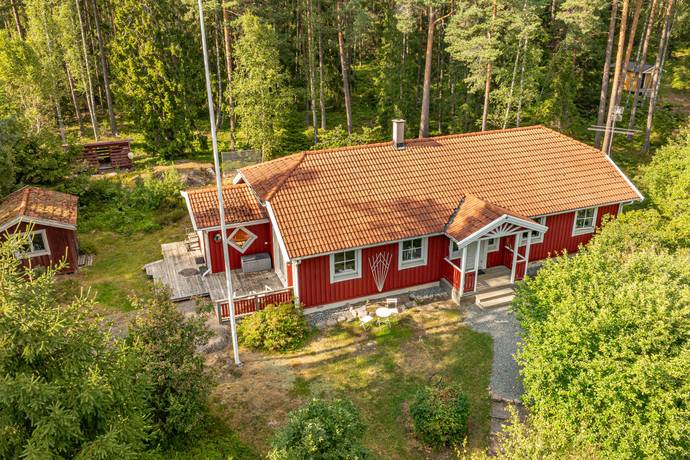4 rum villa på Gårdslötsvägen 45 Flaxenvik, Österåkers kommun - bild 1