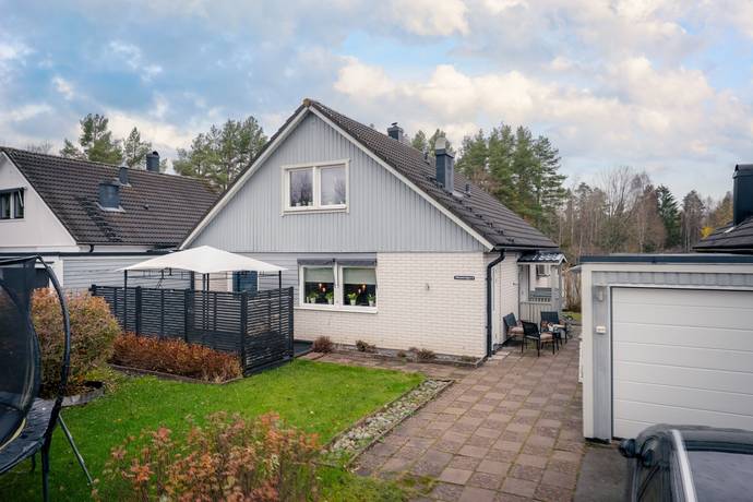 Vikmansvägen 8, Norrala, Söderhamns kommun