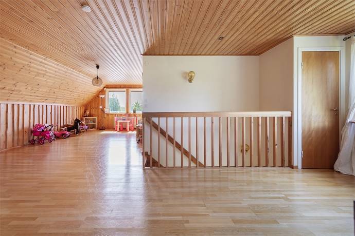7 rum Villa på Stenbocksgatan 27 Norelund Säffle kommun - bild 25