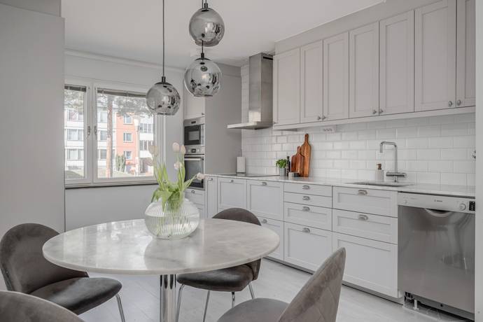 3 rum lägenhet på Baldergatan 42 Valsta, Sigtuna kommun - bild 1