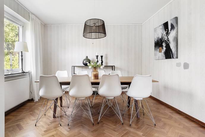 12 rum Villa på Stommavägen 5 Gunnilse Göteborgs kommun - bild 23