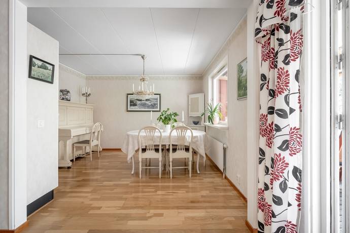 5 rum Radhus på Örnstigen 14 Salem Salems kommun - bild 14