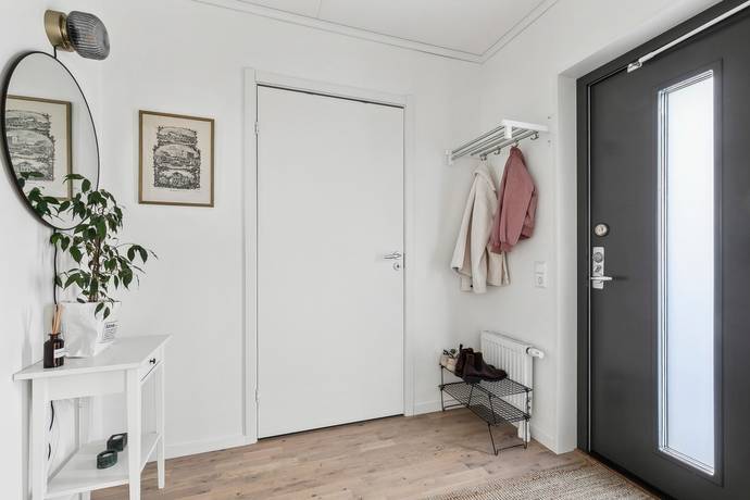 4 rum lägenhet på Revirvägen 1E  Mariefred, Strängnäs kommun - bild 4