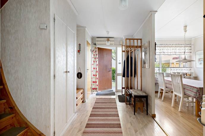5 rum Radhus på Norrholmsgränd 1 Skärholmen Stockholms kommun - bild 6