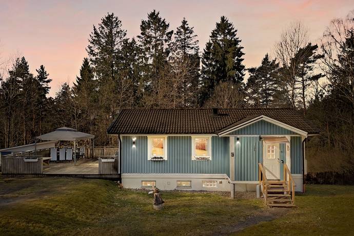 3 rum villa på Brattåsvägen 93 Gråbo, Lerums kommun - bild 1