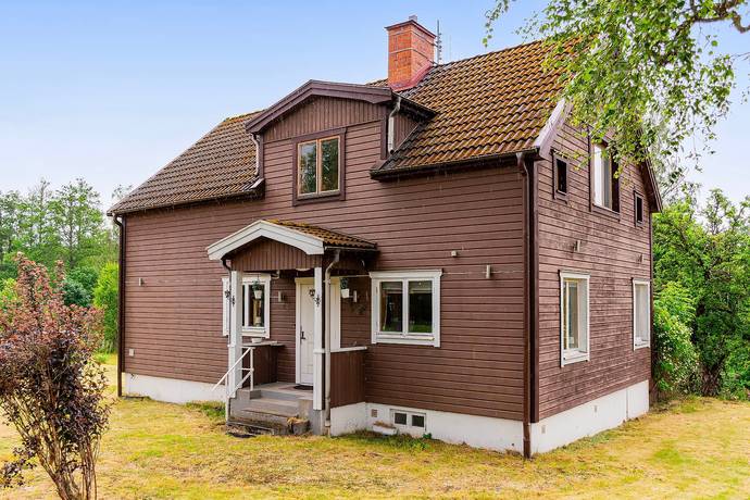 6 rum villa på Flensvägen 12 Hälleforsnäs, Flens kommun - bild 1