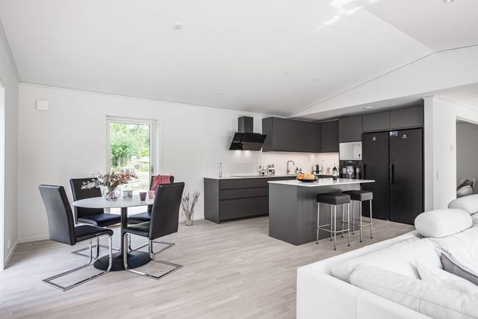 5 rum villa på Stavavägen 23 Stava, Österåkers kommun - bild 3