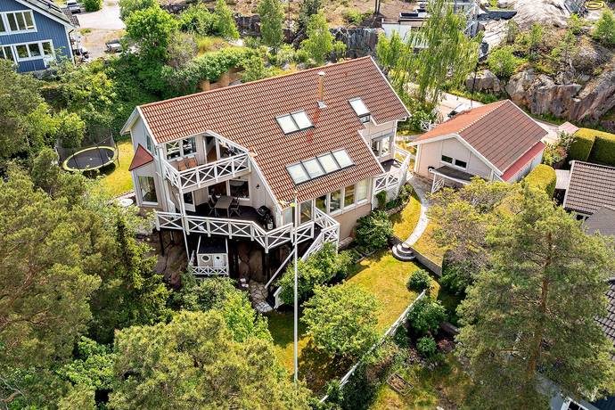 6 rum villa på Jägarstigen 18 Landsnora, Sollentuna kommun - bild 1