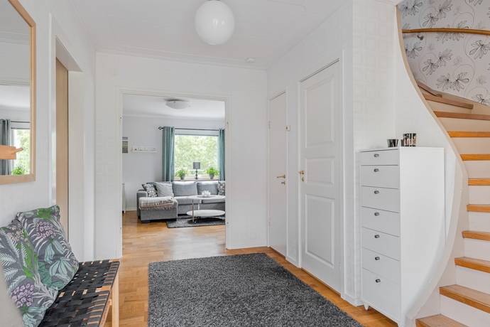 5 rum villa på Tallskogsvägen 22 Skoftebyn, Trollhättans kommun - bild 3