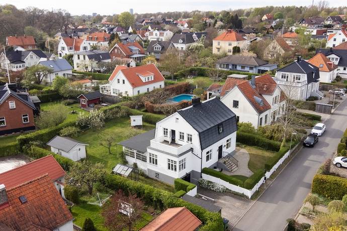 7 rum villa på Borgaregatan 10 Gamla Ramlösa, Helsingborgs kommun - bild 3