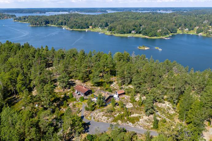 6 rum fritidshus på Knektens backe 9 Ljusterö-Väsby, Österåkers kommun - bild 3