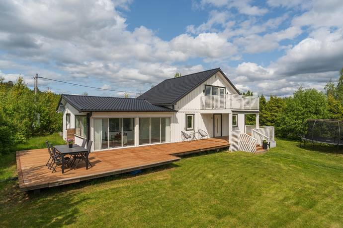 6 rum villa på Hornön 184 Arnäsvall, Örnsköldsviks kommun - bild 2