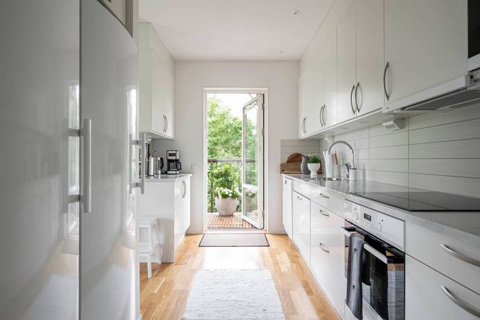 3 rum lägenhet på Djuphamnsvägen 10B Stohagen, Västerås kommun - bild 3