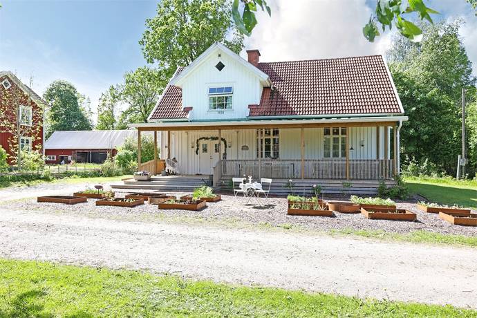 6 rum villa på Släthult 5A Landet, Sävsjö kommun - bild 1