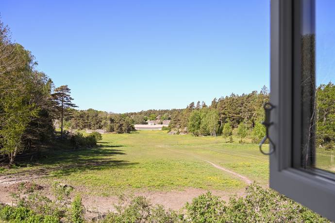 5 rum Gård utan jordbruk på Borrekärr Lökholmen 1 Lur Tanums kommun - bild 33