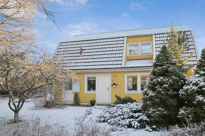 5 rum Villa på Adjutantgatan 29 Eskilstuna kommun - bild 26