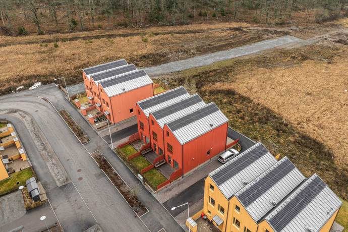 6 rum Radhus på Idunslingan 12 Skälby Järfälla kommun - bild 21