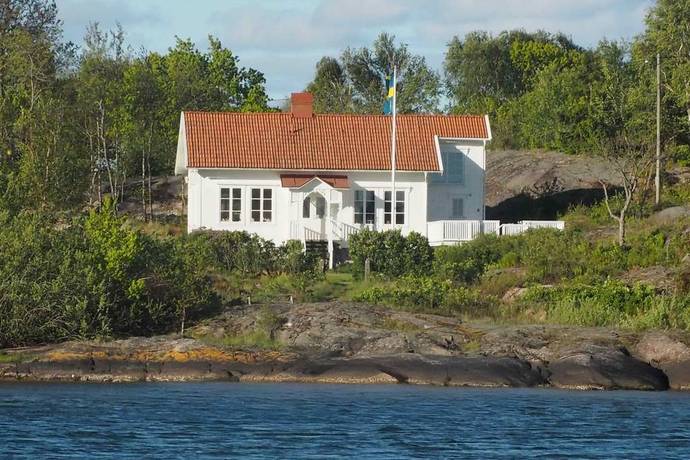 10 rum villa på Näverkärr 207 Lysekil - Bohus Malmön, Lysekils kommun - bild 1
