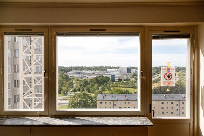 3 rum lägenhet på Sandfjärdsgatan 105, vån 10 Årsta, Stockholms kommun - bild 2