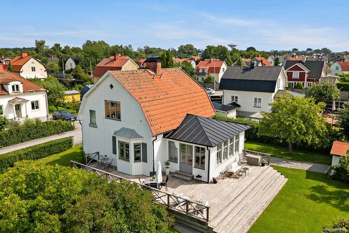 6 rum villa på Götgatan 11 Holmen, Örebro kommun - bild 1