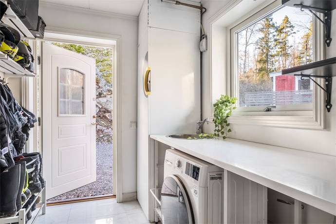 6 rum Villa på Skogstorp Transjön 4 Tungelsta - Hemfosa Haninge kommun - bild 23