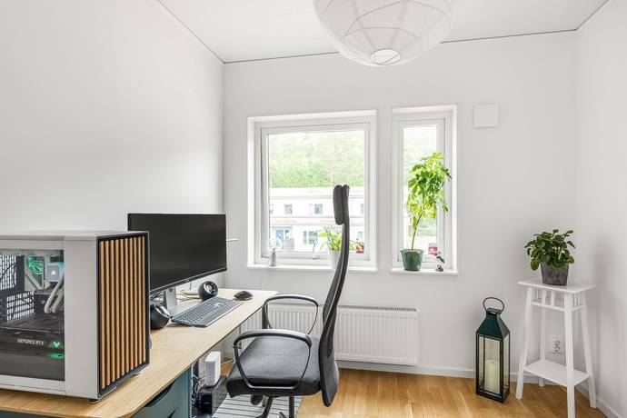 5 rum Radhus på Källarängsvägen 20D Stallarholmen Strängnäs kommun - bild 27