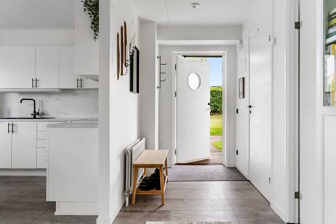 3 rum radhus på Fridhemsgatan 28E Centrala Vårgårda, Vårgårda kommun - bild 2
