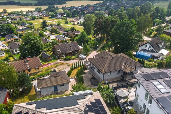 7 rum villa på Sunnemovägen 4 Järna, Södertälje kommun - bild 2